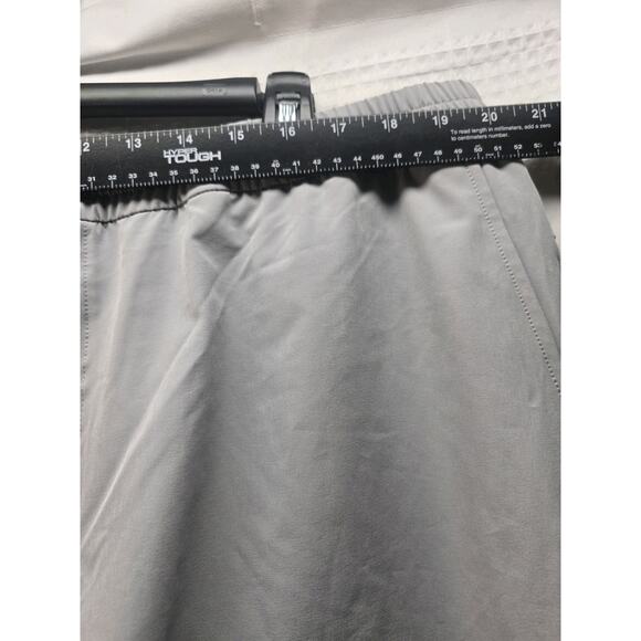 Gap Fit Men’s Movement Short - Size XXL, Ultimate Grey 6181 - Picture 3 of 10